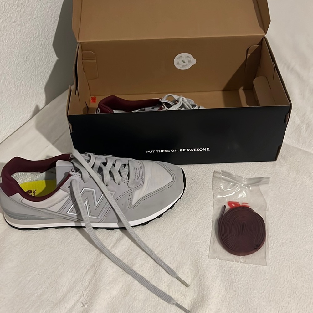 New Balance 996 FIGS. NEVER WORN.